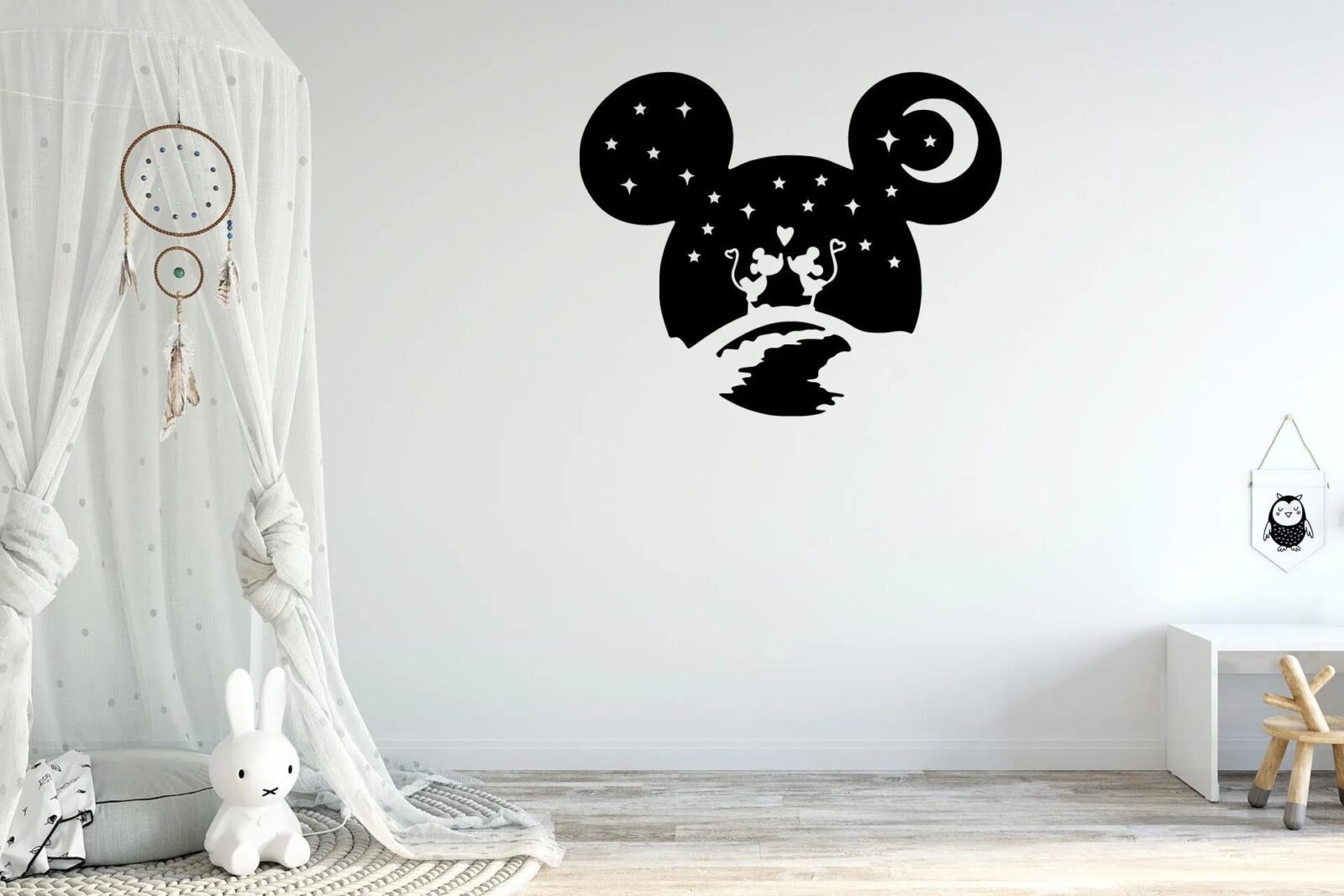 Lepy.cz Samolepka na zeď Mickey Mouse s hvězdnou oblohou Velikost (šířka x výška): 50x41cm
